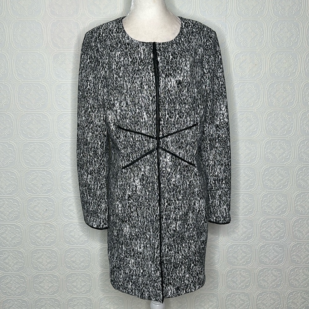 Peter Nygard | Black White & Sliver 3/4 Quarter Length Jacket
